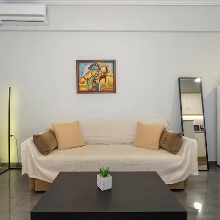 Renovated Lovely Apt Next To Marina Flisvos Athens Exterior photo