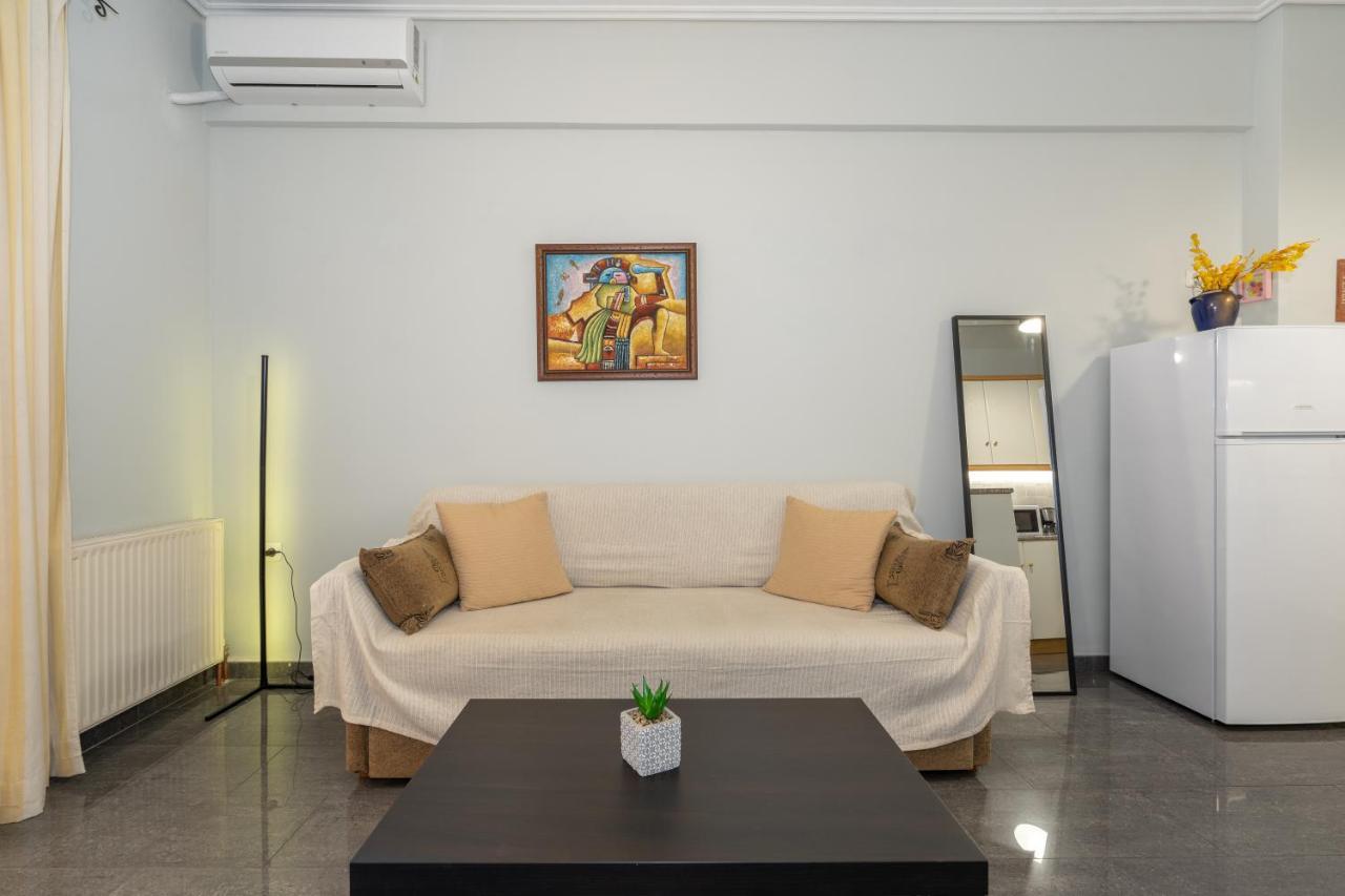 Renovated Lovely Next To Marina Flisvos Apartment Athens